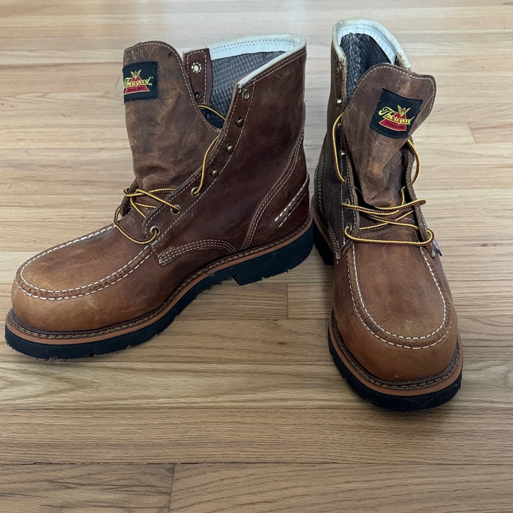 Brand New Thorogood Brown Leather Waterproof Boots made in USA steel moc toe